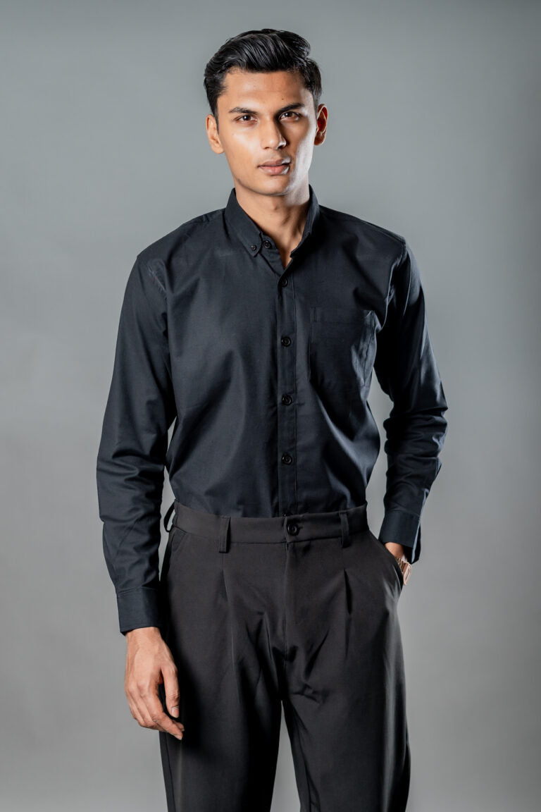 Button-Down Oxford Shirt – Carbon Black