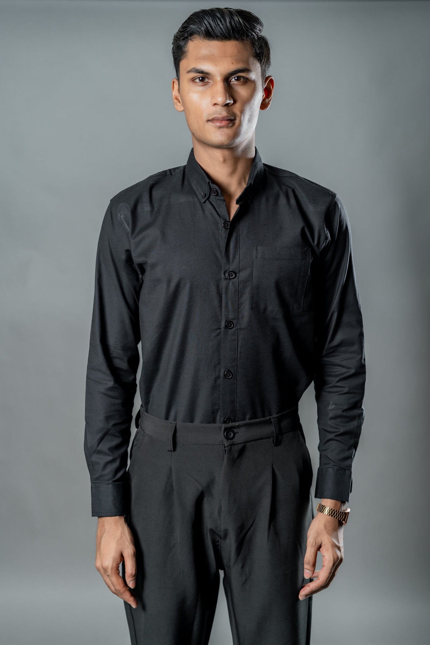 Button-Down Oxford Shirt – Carbon Black