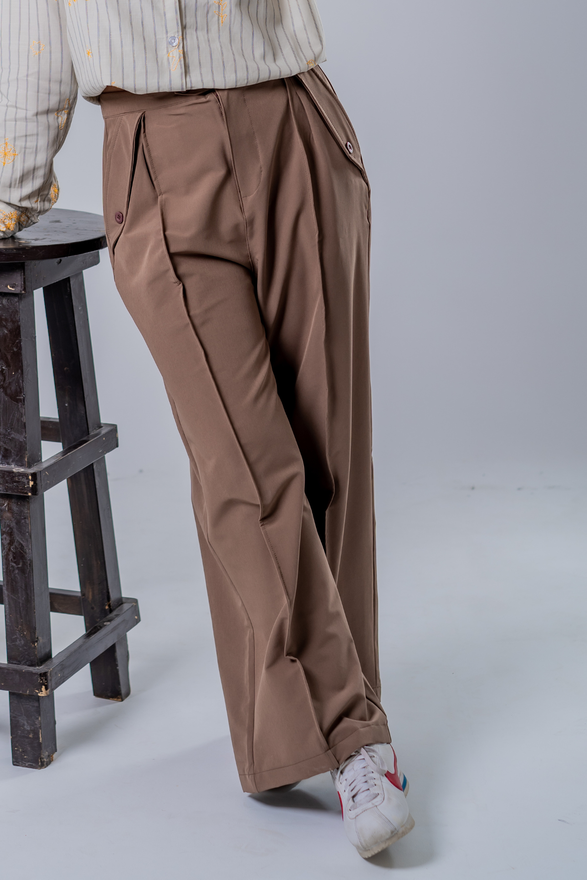 Women's Flared Pants - Earthy Mocha
