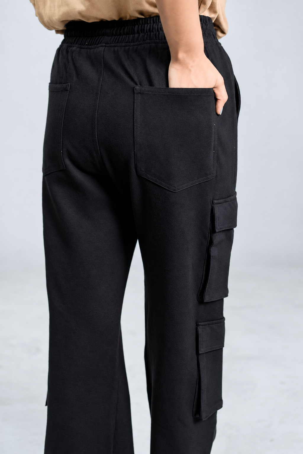 Mad Koffee 4 Way Stretch 8 Pocket Baggies - Black