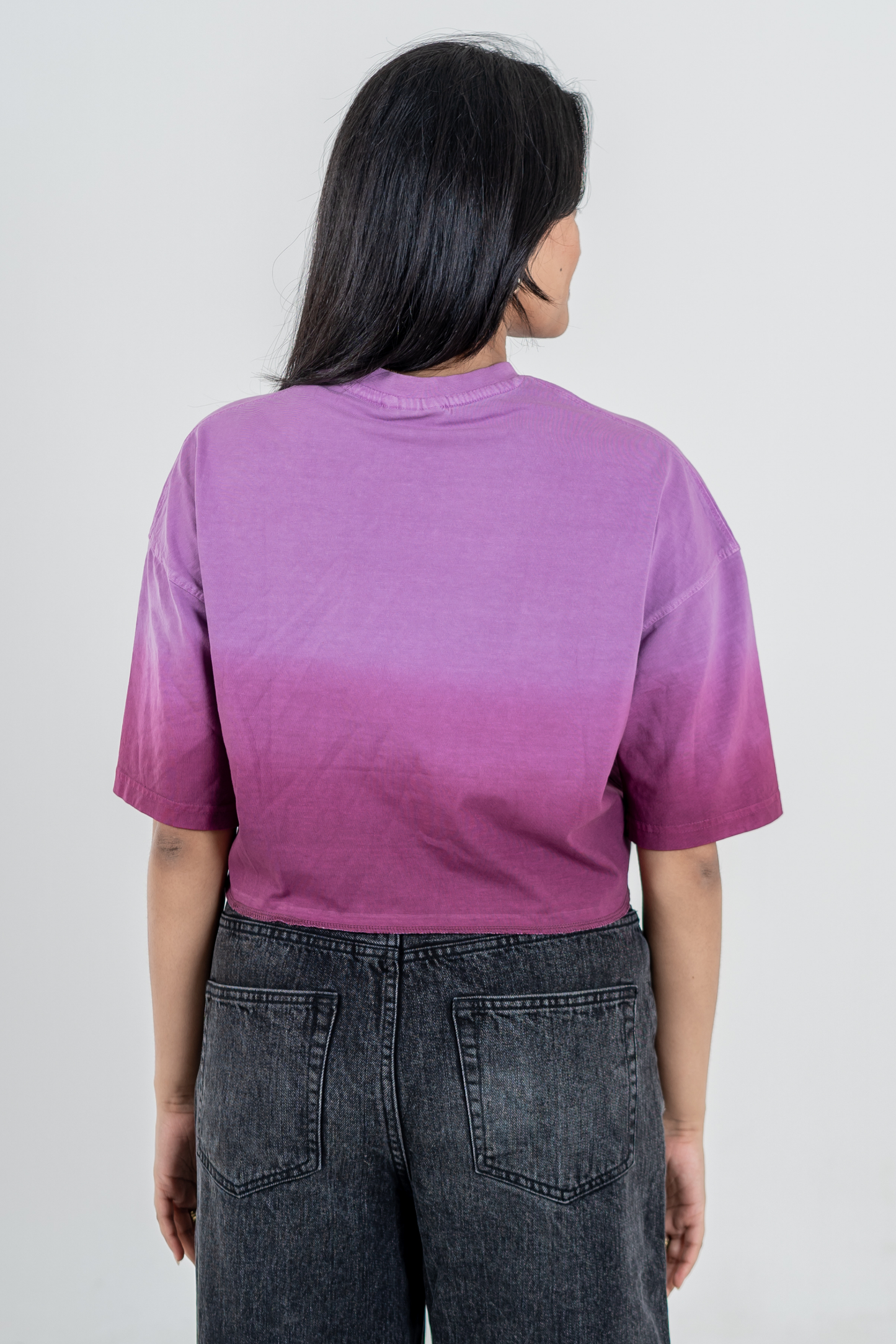 Women’s Short Pour Acid Wash Tee – Berry Brew Gradient