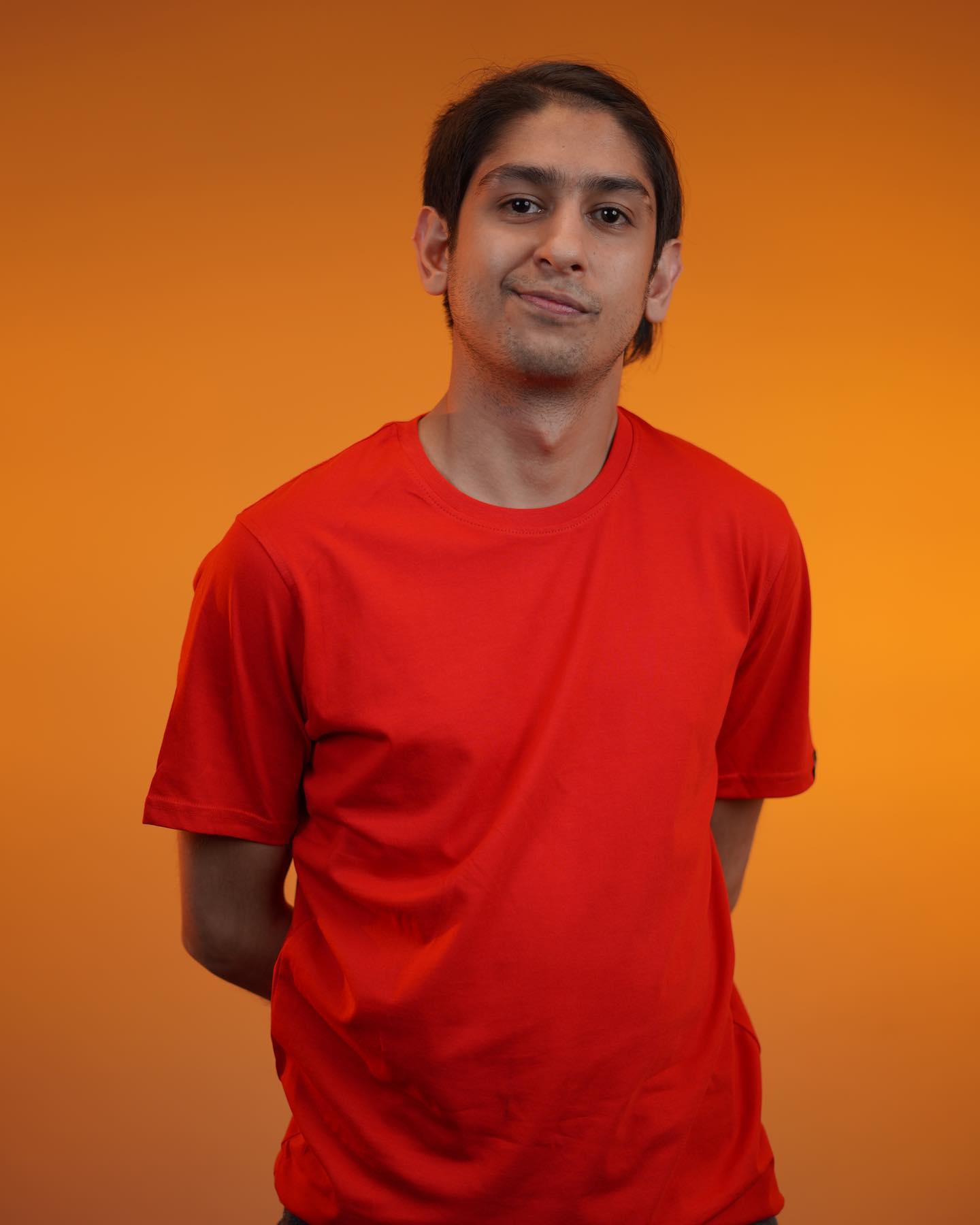 The Basics White – Red