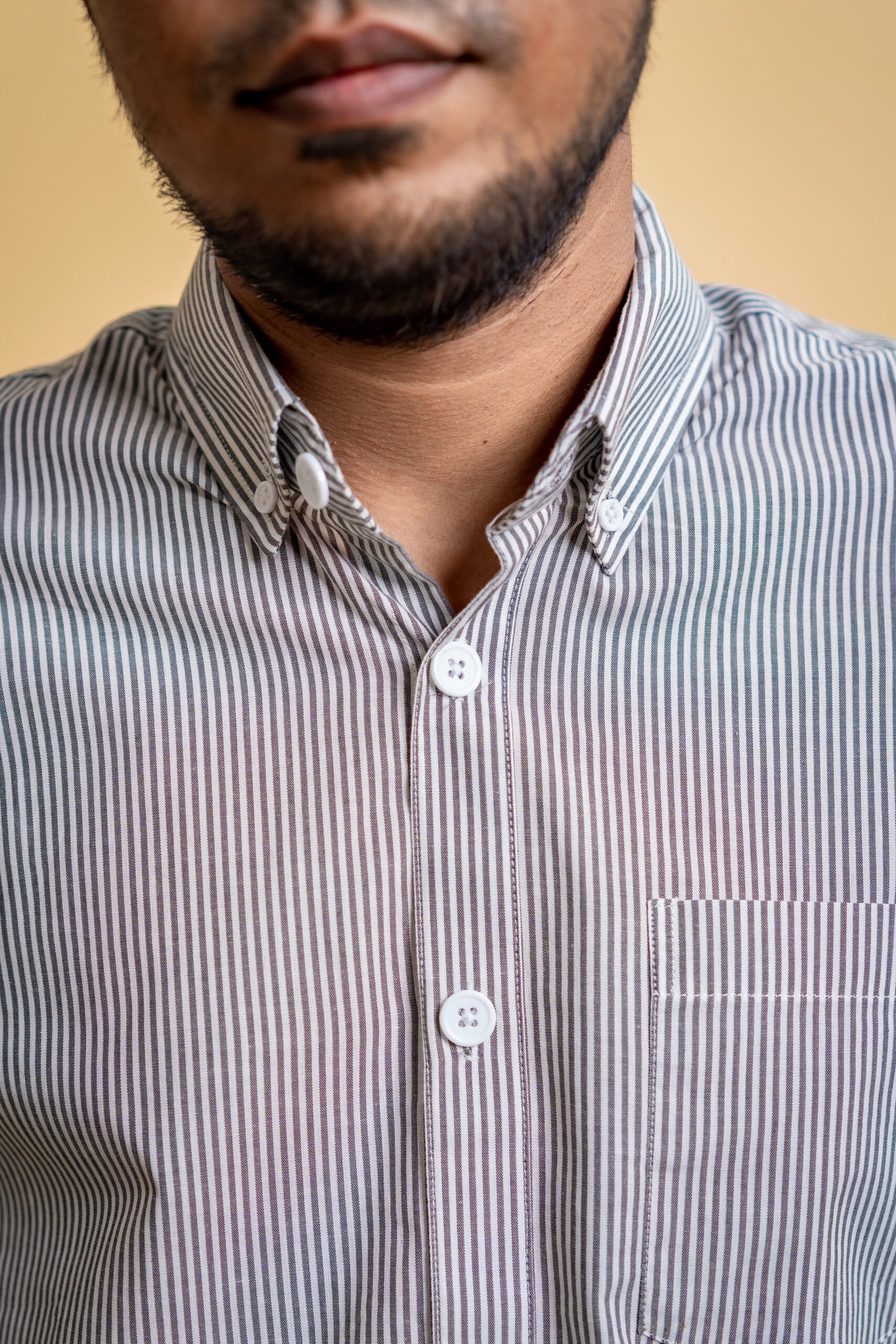AirLight Button-down Shirts – Grey Striped