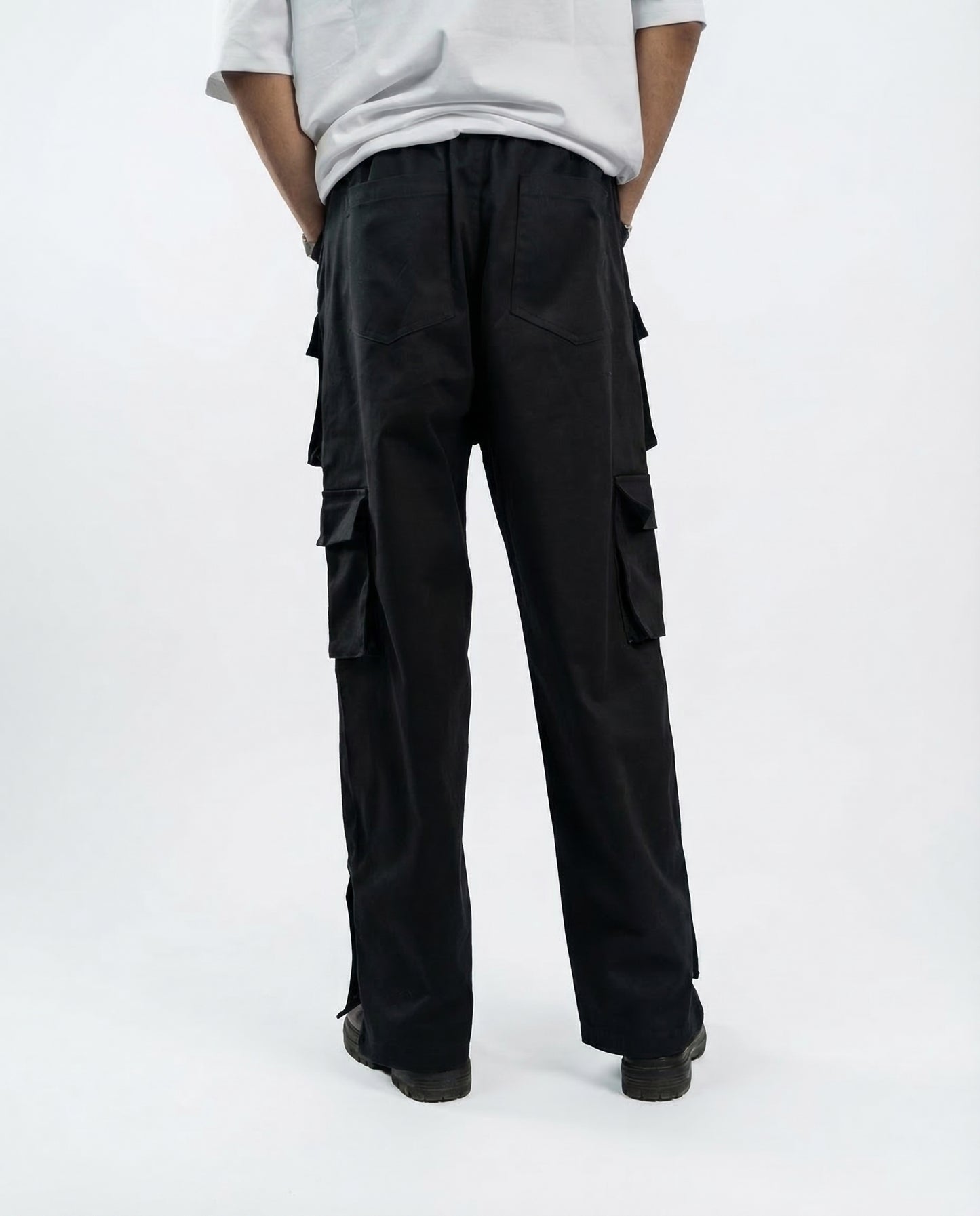 Field Cargos: Jet Black