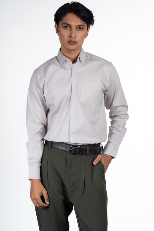 Load image 1 in gallery view. Button-Down Oxford Shirt – Vanilla Cream