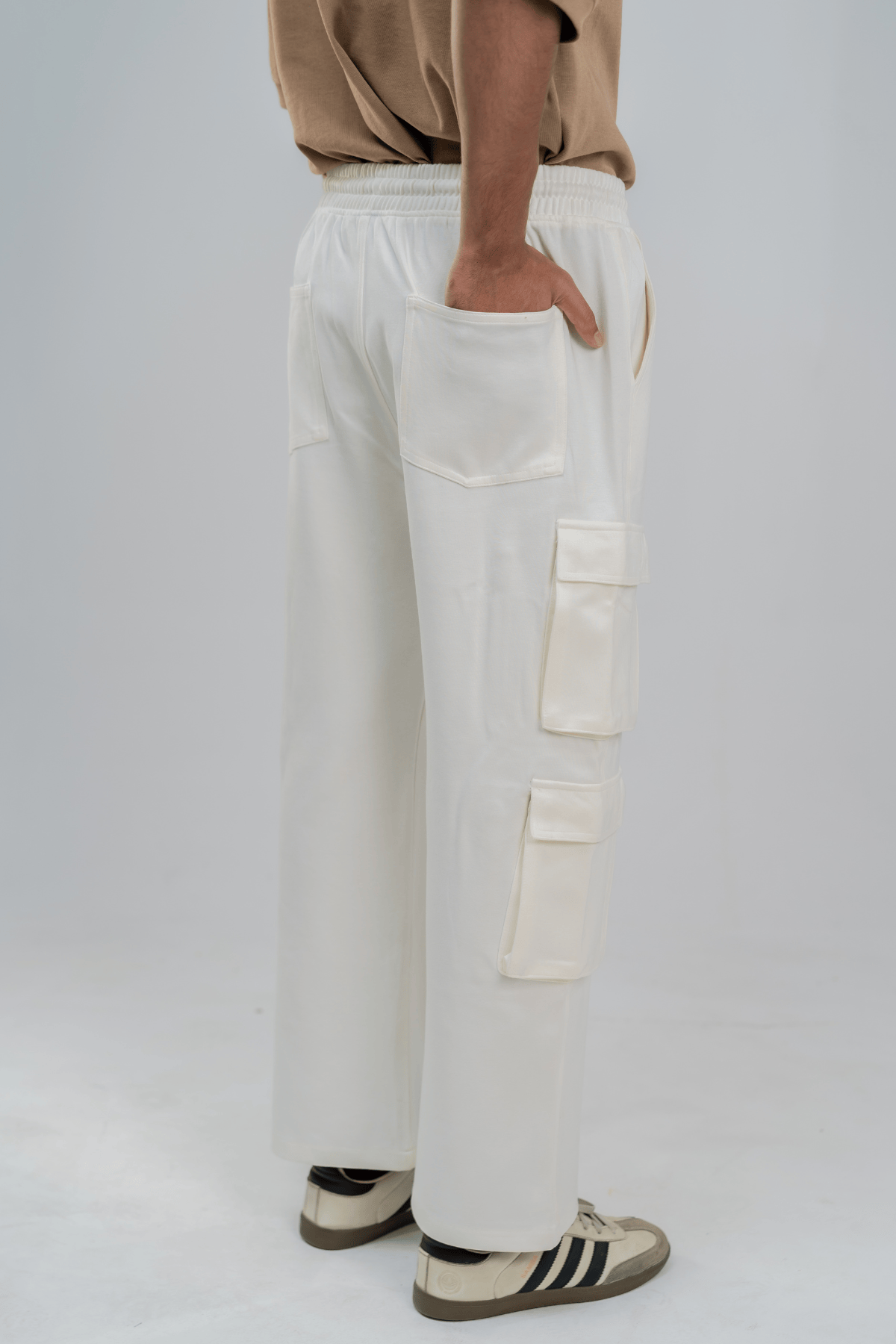 Mad Koffee 4 Way Stretch 8 Pocket Baggies - Cloud White
