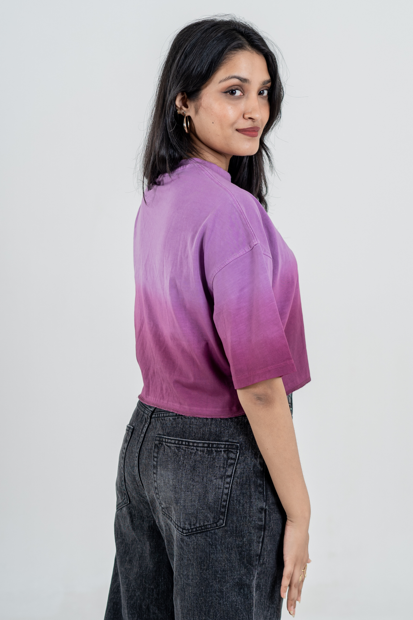 Women’s Short Pour Acid Wash Tee  – Berry Brew Gradient