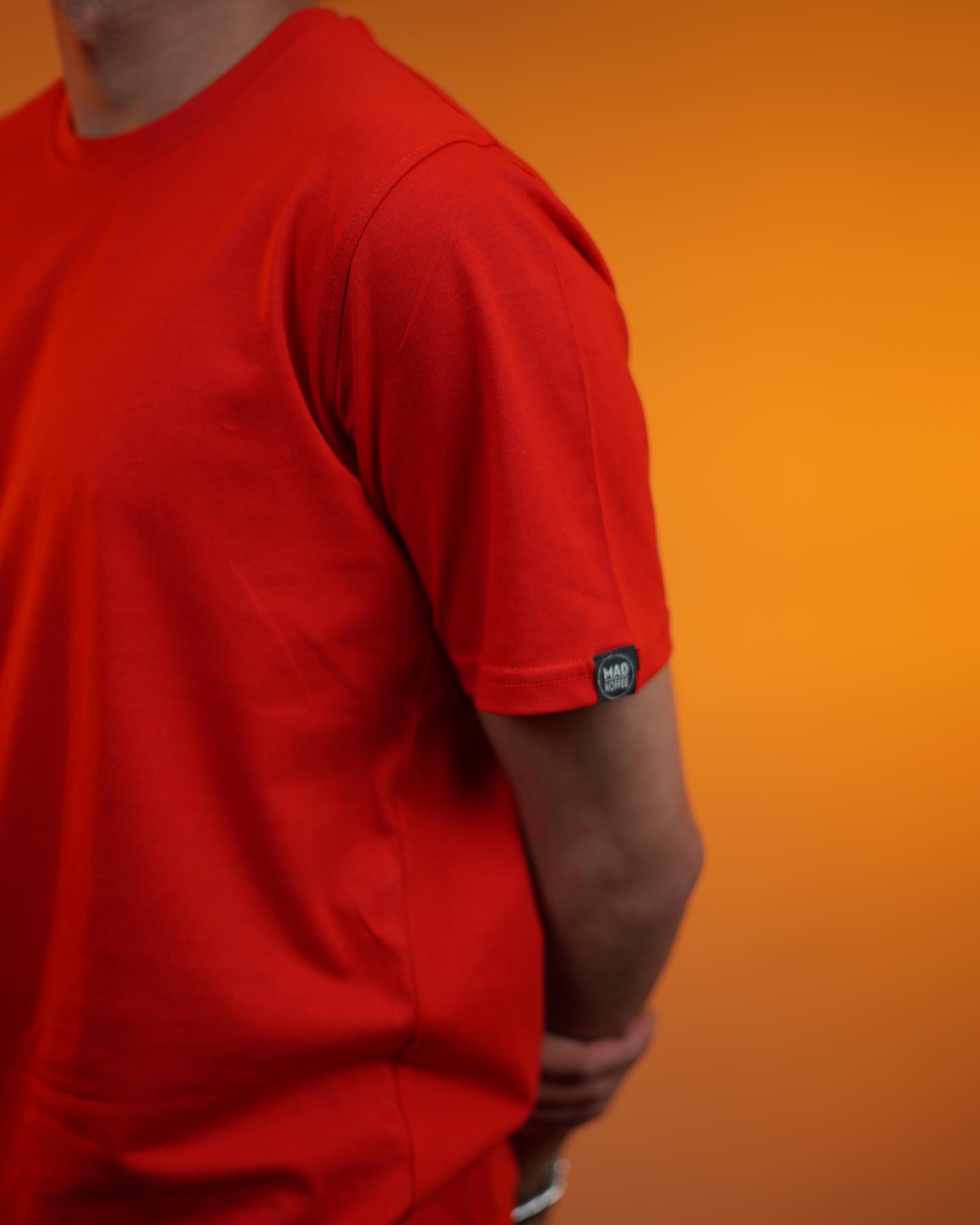 The Basics White – Red