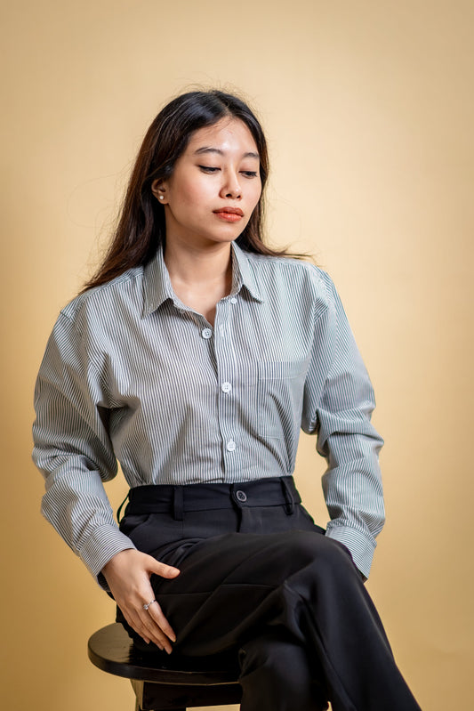 AirLight Button-down Shirts – Grey Striped