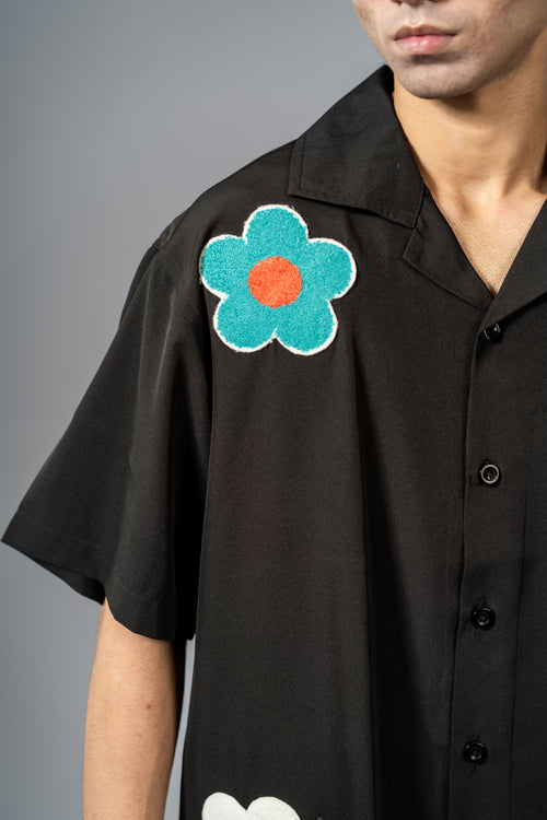 Load image 1 in gallery view. Offbeat Patch Shirt - Black
