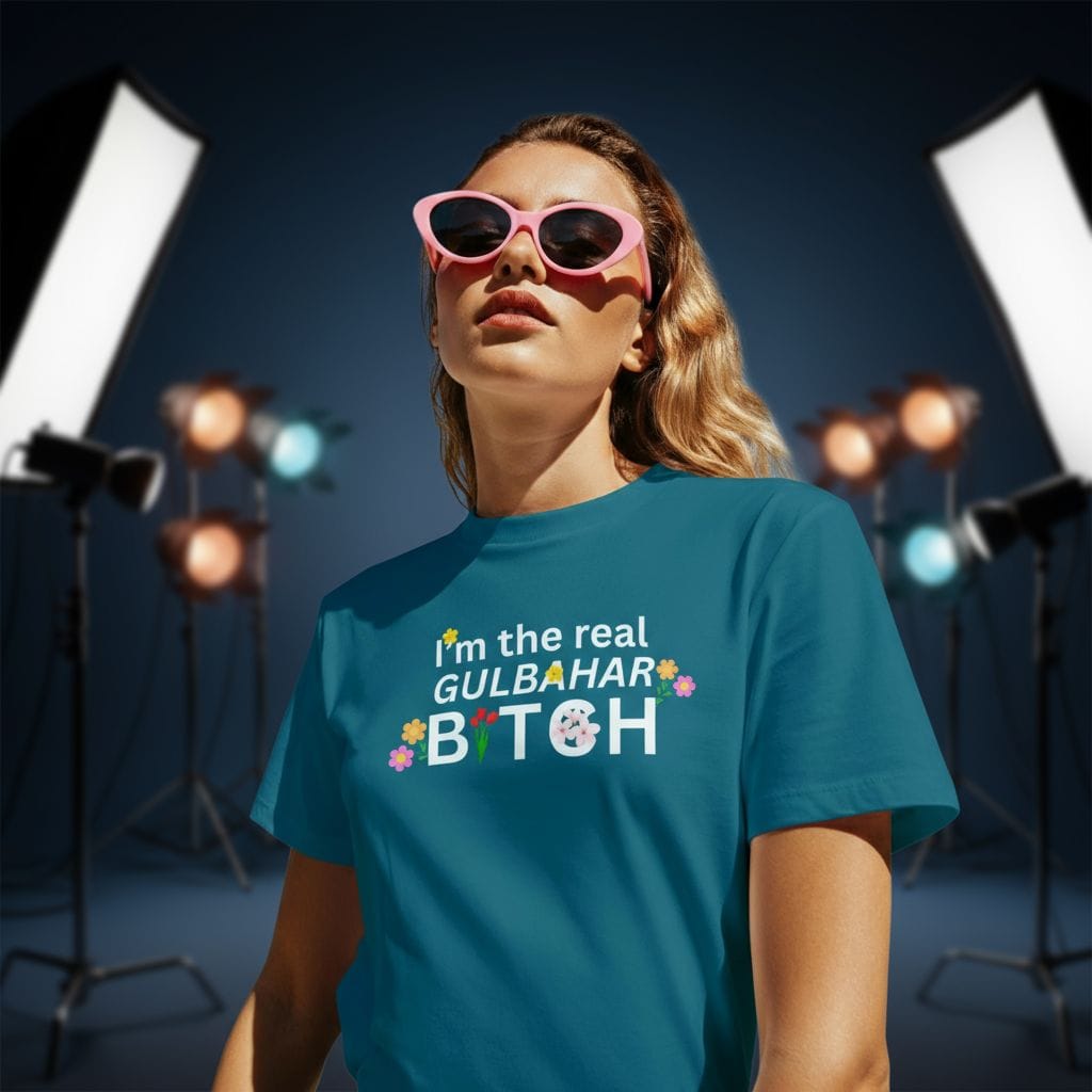 Mad Koffee B*tch! I'm the real GULBAHAR - Regular Fit T-shirt