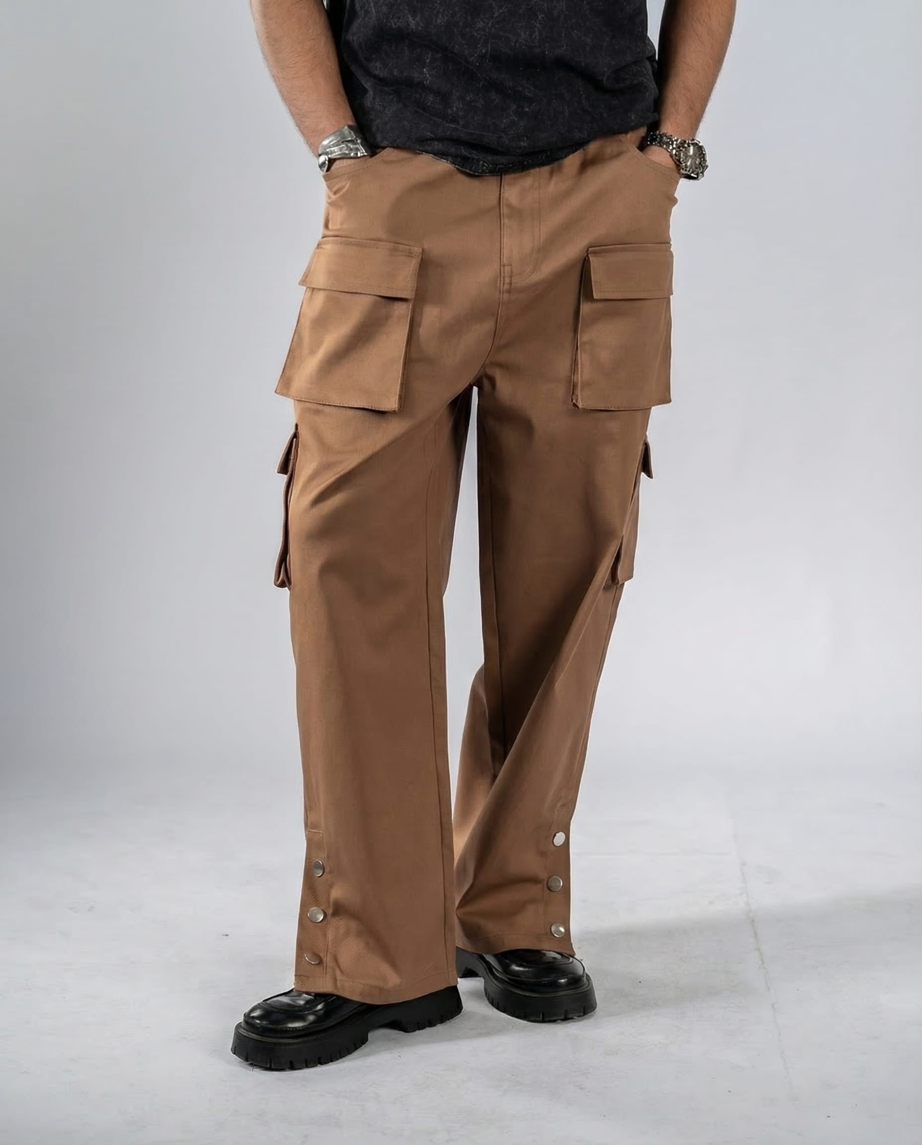 Mad Koffee Baggies Field Cargos: Brown
