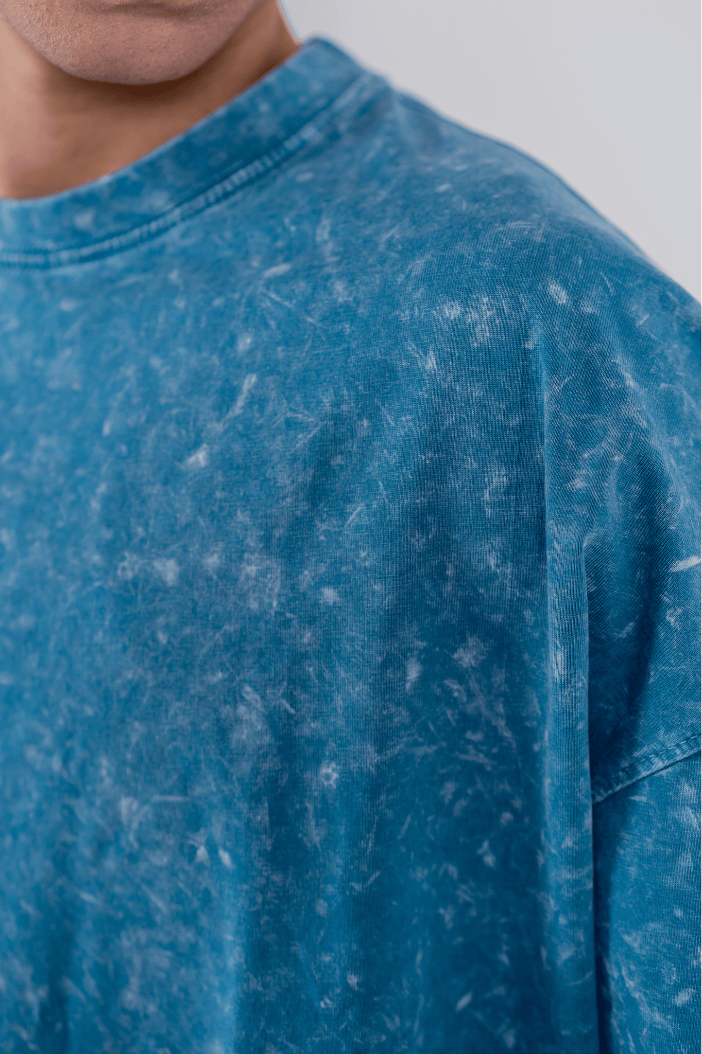 Mad Koffee Men’s Full Pour Acid Wash Tee – Ocean Mineral