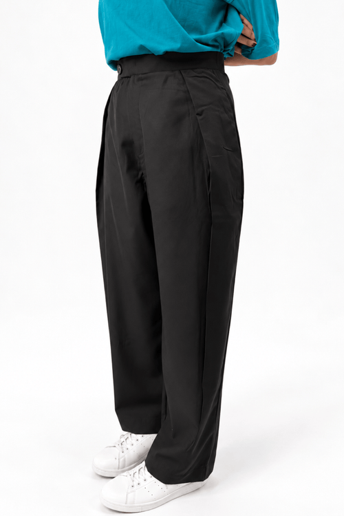 Load image 1 in gallery view. Mad Koffee Pants Pleated Balloon Pant - Black