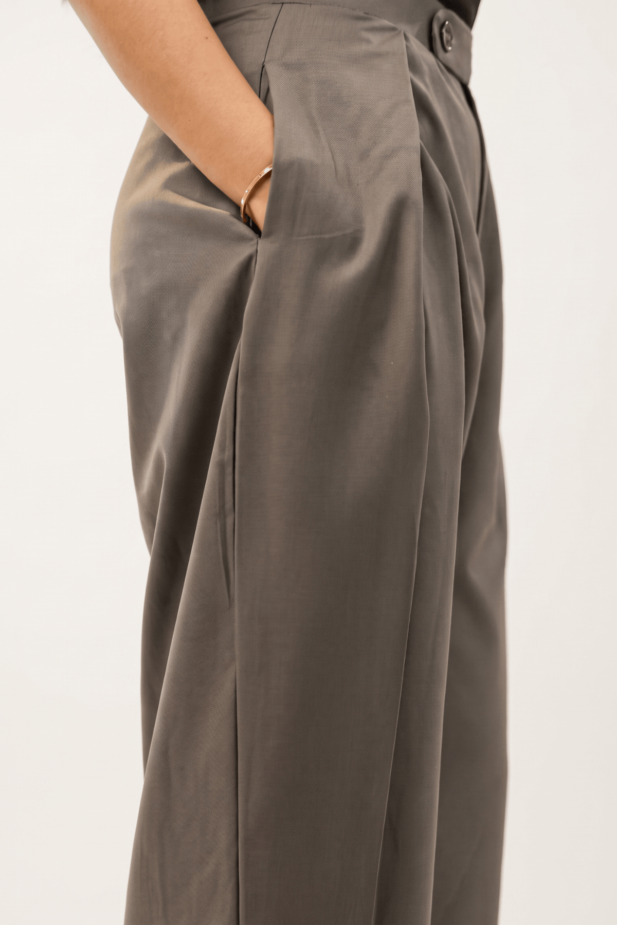 Mad Koffee Pants Pleated Balloon Pant - Charcoal Slate