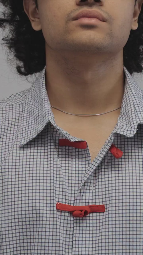 Load image 1 in gallery view. Manifest Frog-Button Shirt