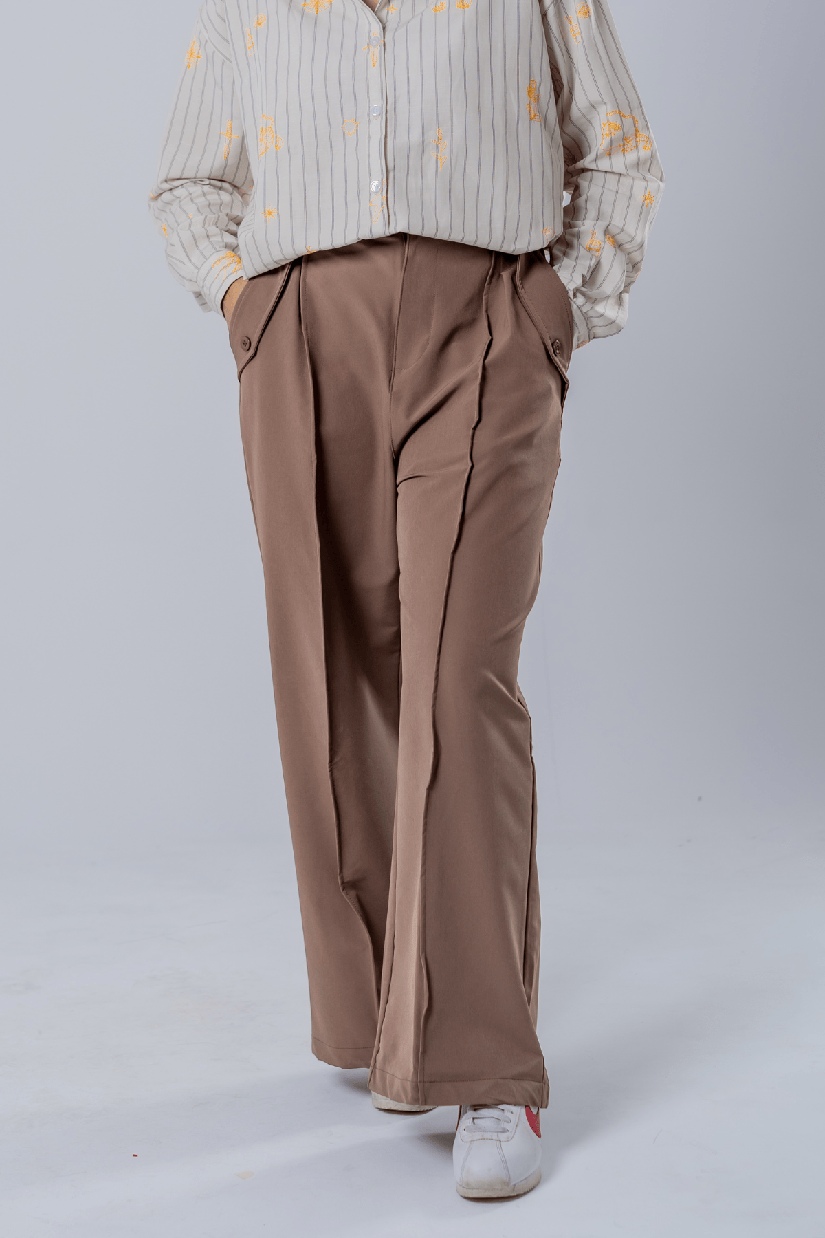 Mad Koffee Women's Flared Pants - Earthy Mocha
