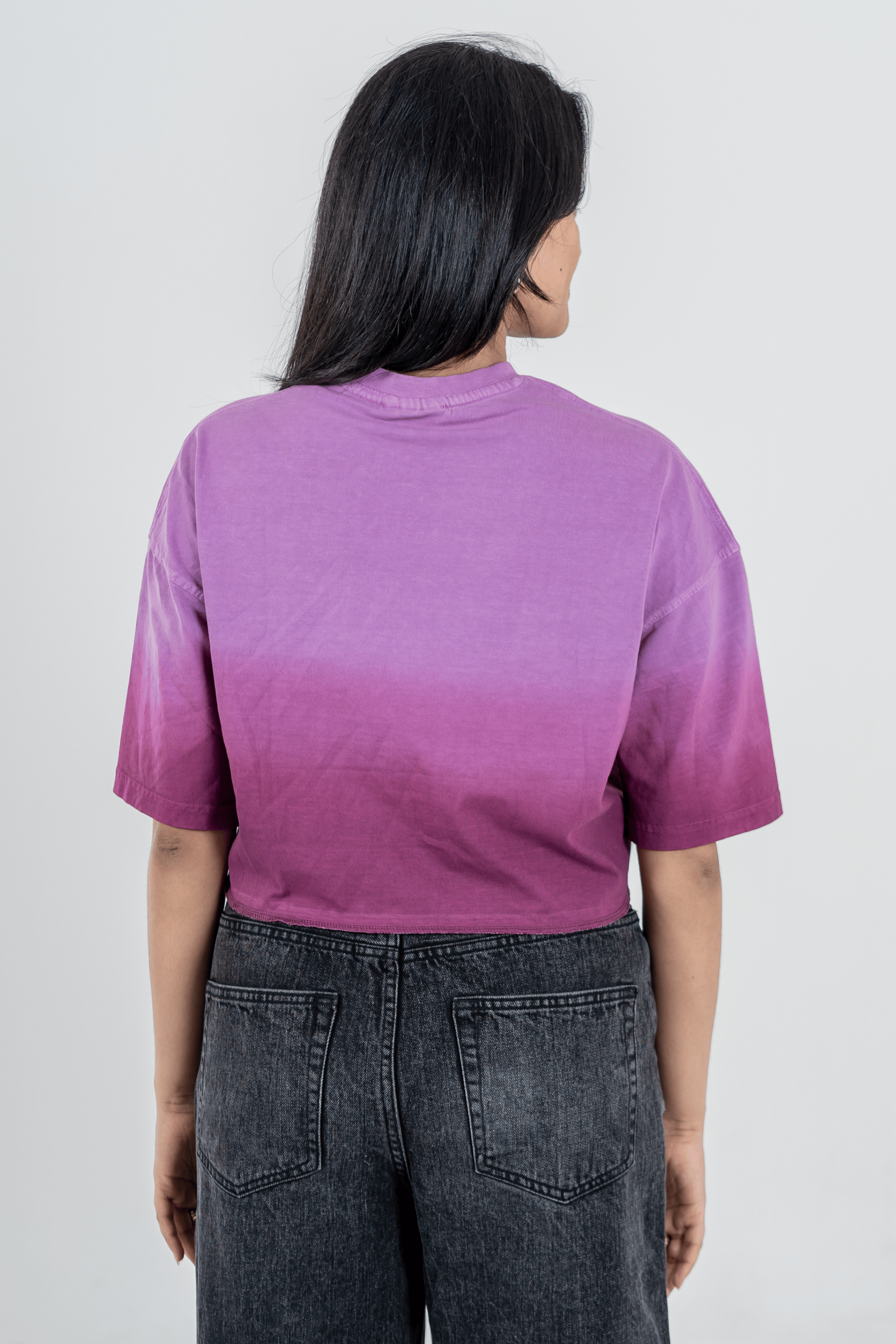 Mad Koffee Women’s Short Pour Acid Wash Tee  – Berry Brew Gradient