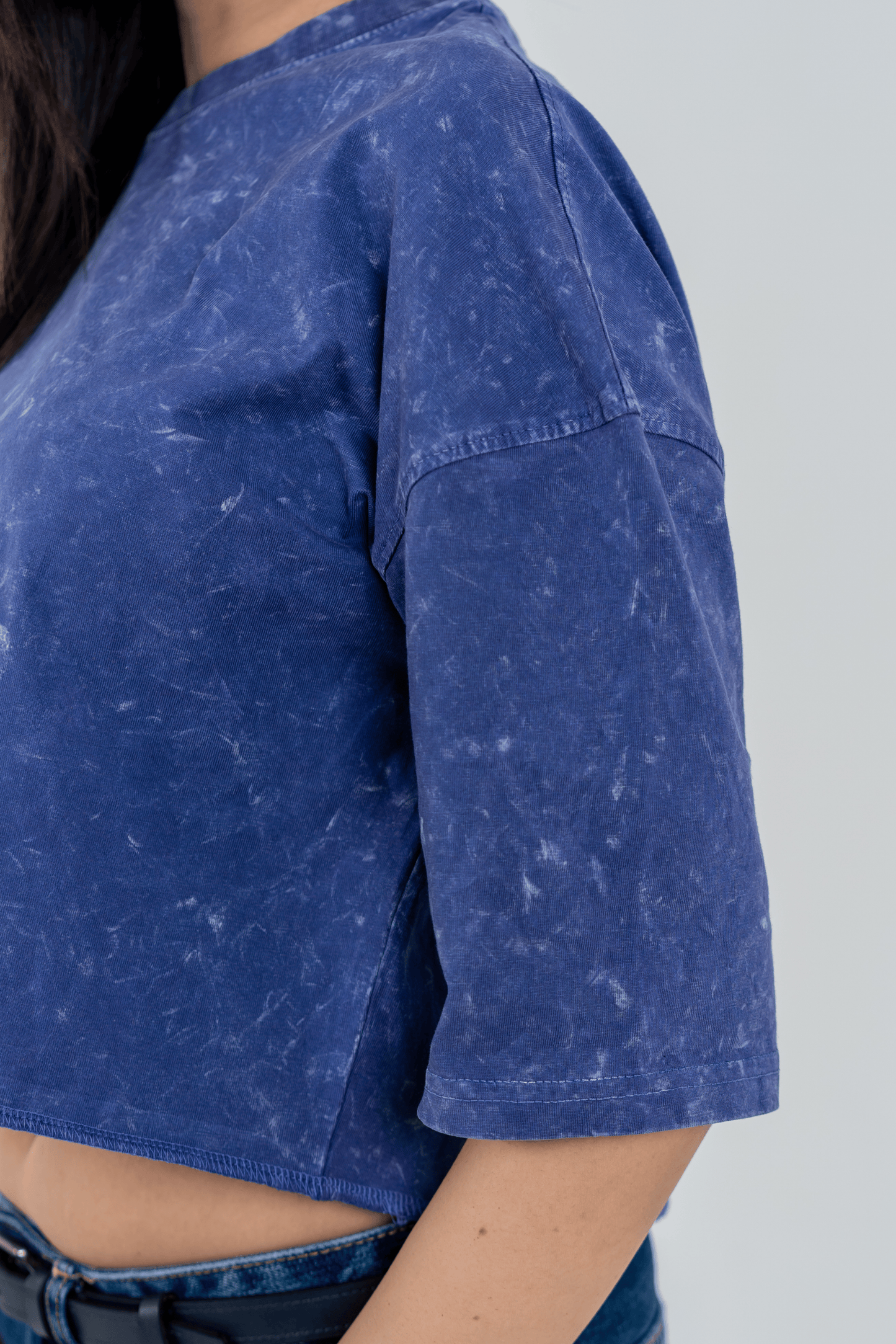 Mad Koffee Women’s Short Pour Acid Wash Tee  – Indigo Brew